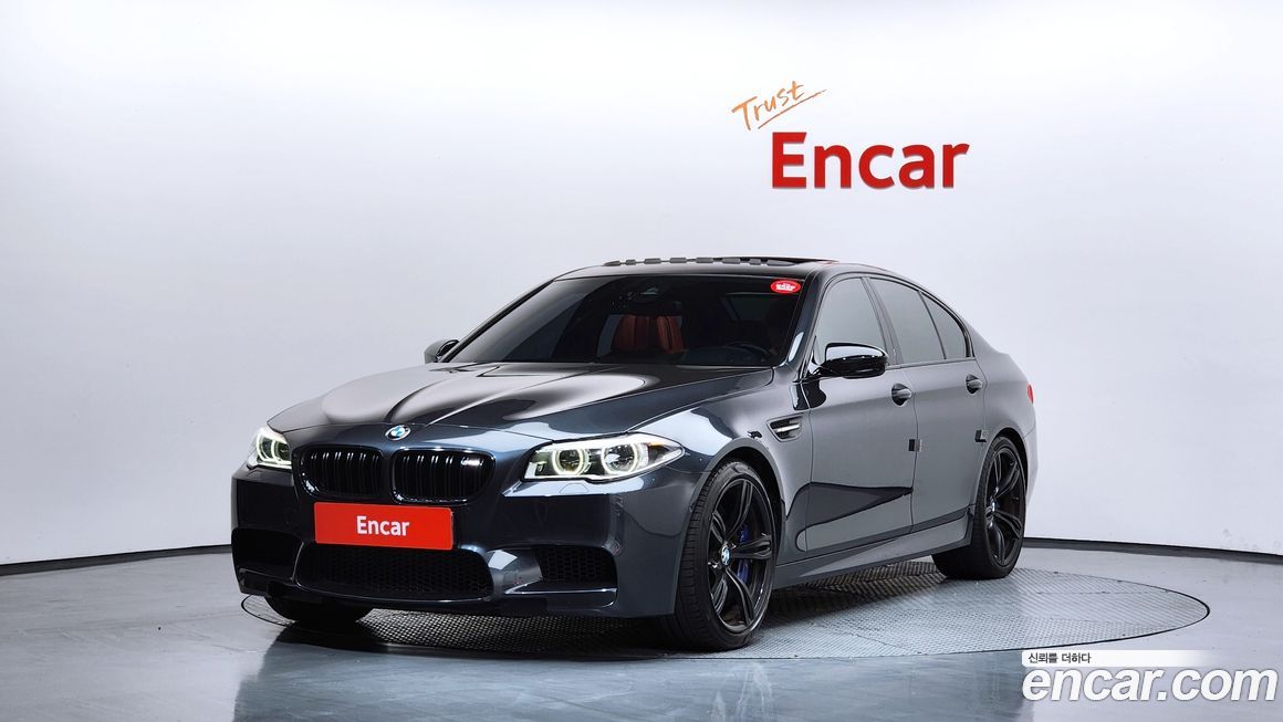 BMW M5 2016