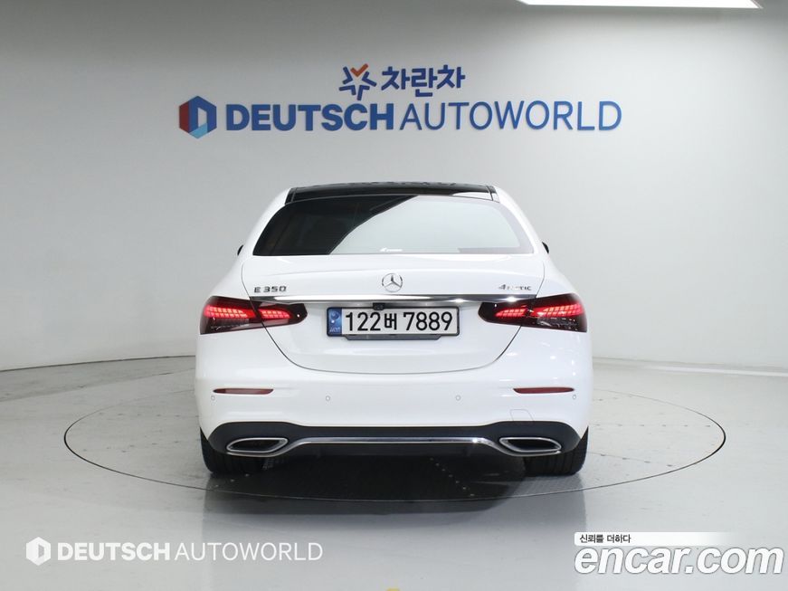 Mercedes-Benz E-Class 2022