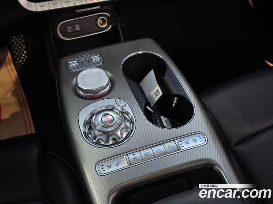 Genesis GV60 2022