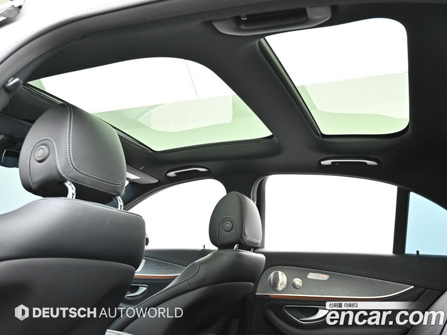 Mercedes-Benz E-Class 2022