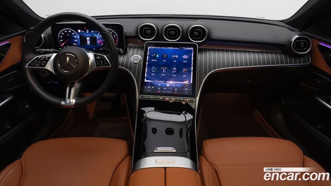 Mercedes-Benz C-Class 2024