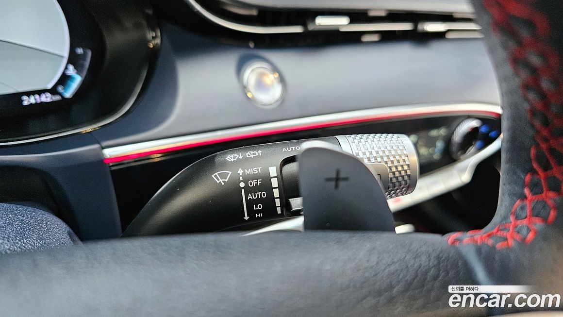 Genesis GV70 2023