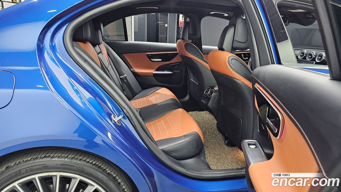 Mercedes-Benz C-Class 2022