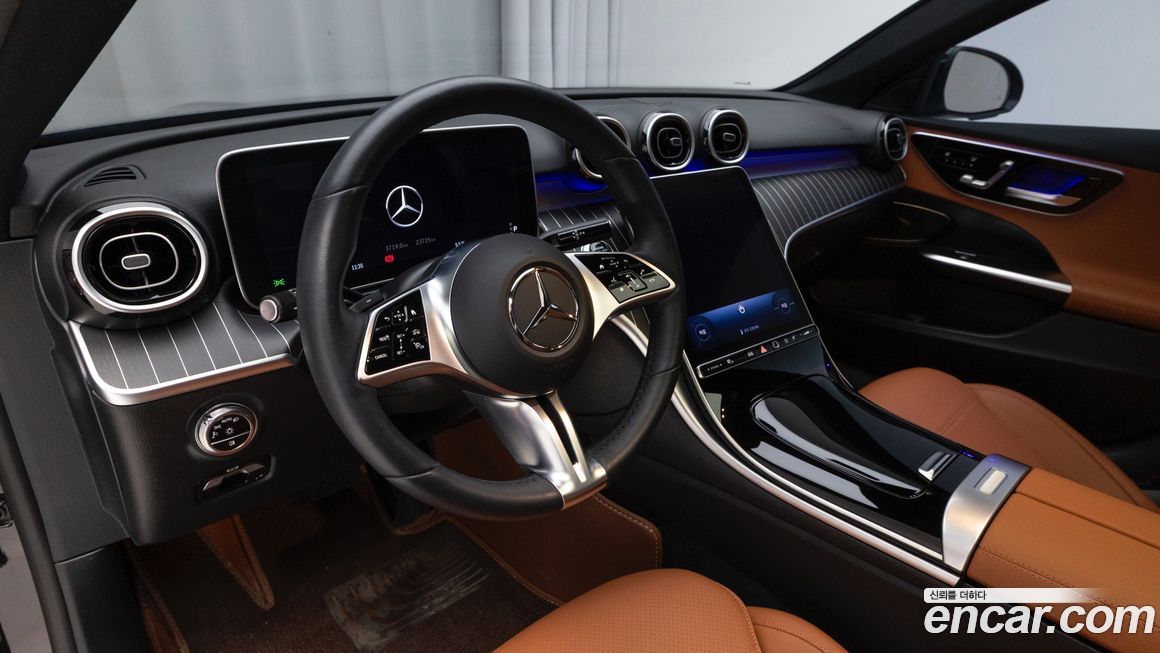 Mercedes-Benz C-Class 2024