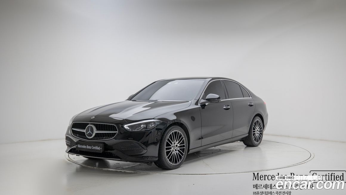 Mercedes-Benz C-Class 2024