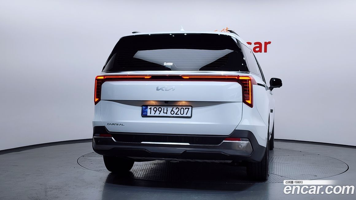 Kia Canival 2025