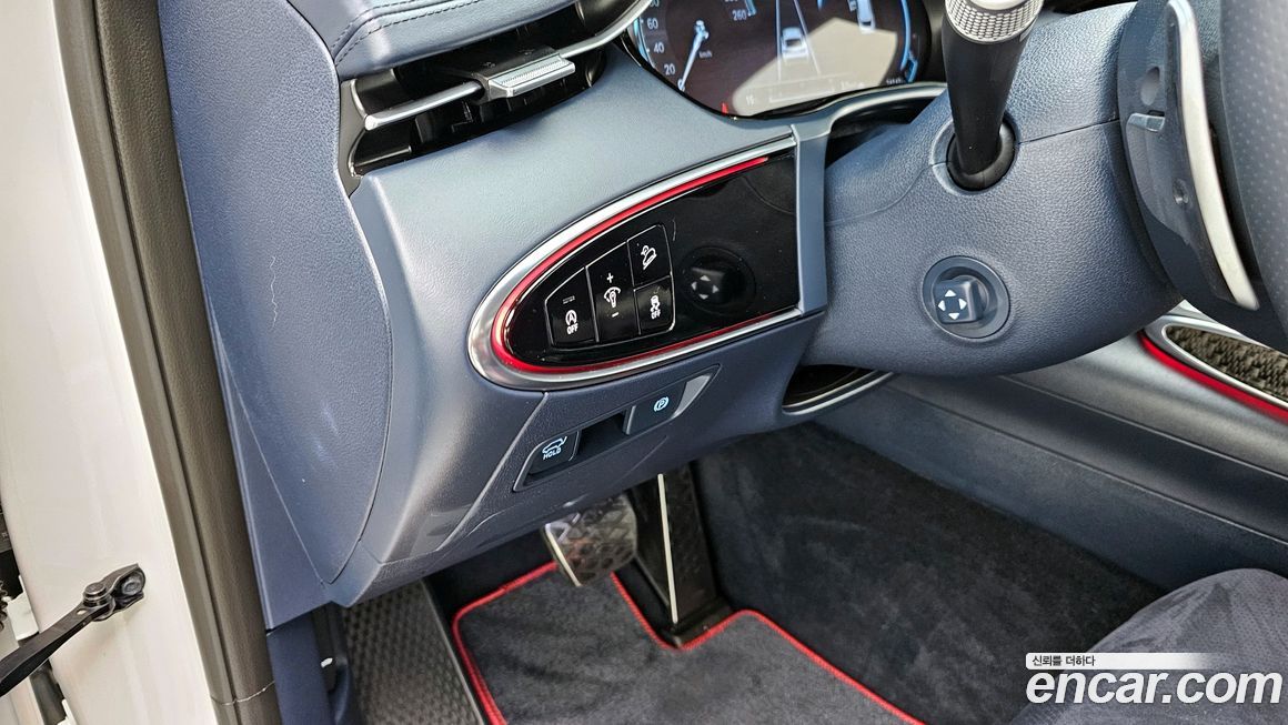 Genesis GV70 2023