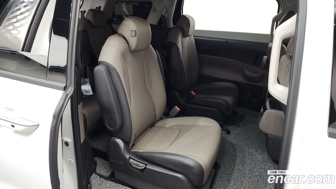 Kia Canival 2025