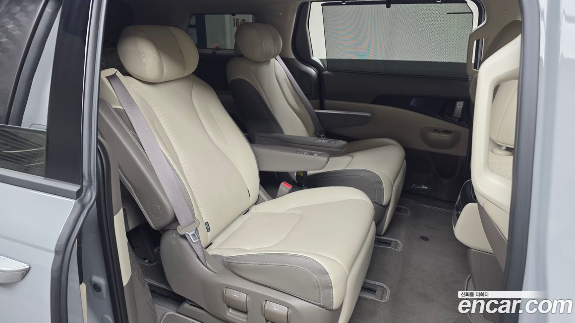 Kia Canival 2024