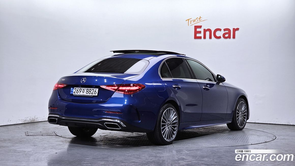 Mercedes-Benz C-Class 2022
