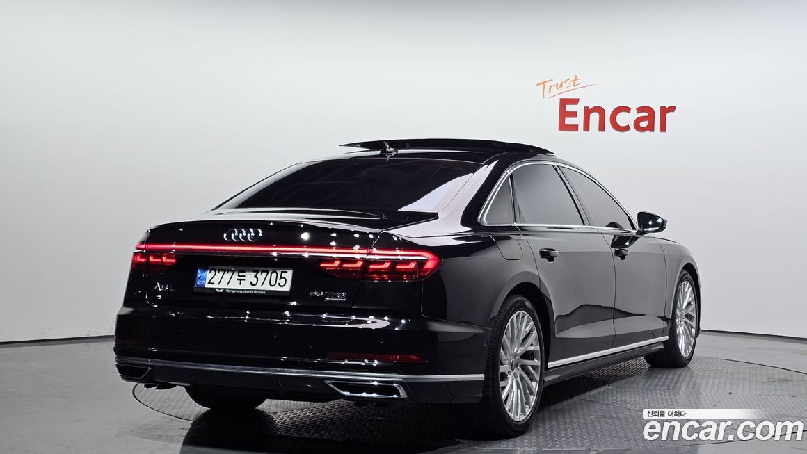 Audi A8 2021