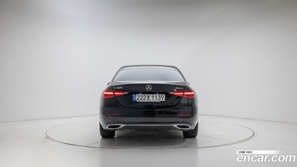 Mercedes-Benz C-Class 2024