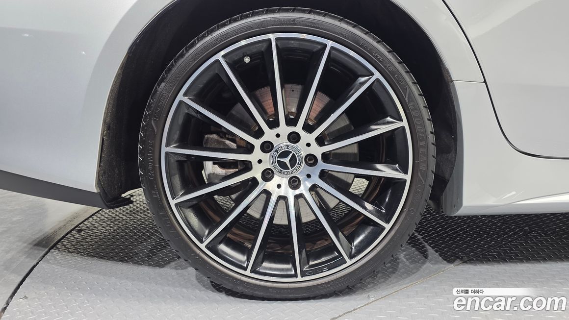 Mercedes-Benz CLS-Class 2020