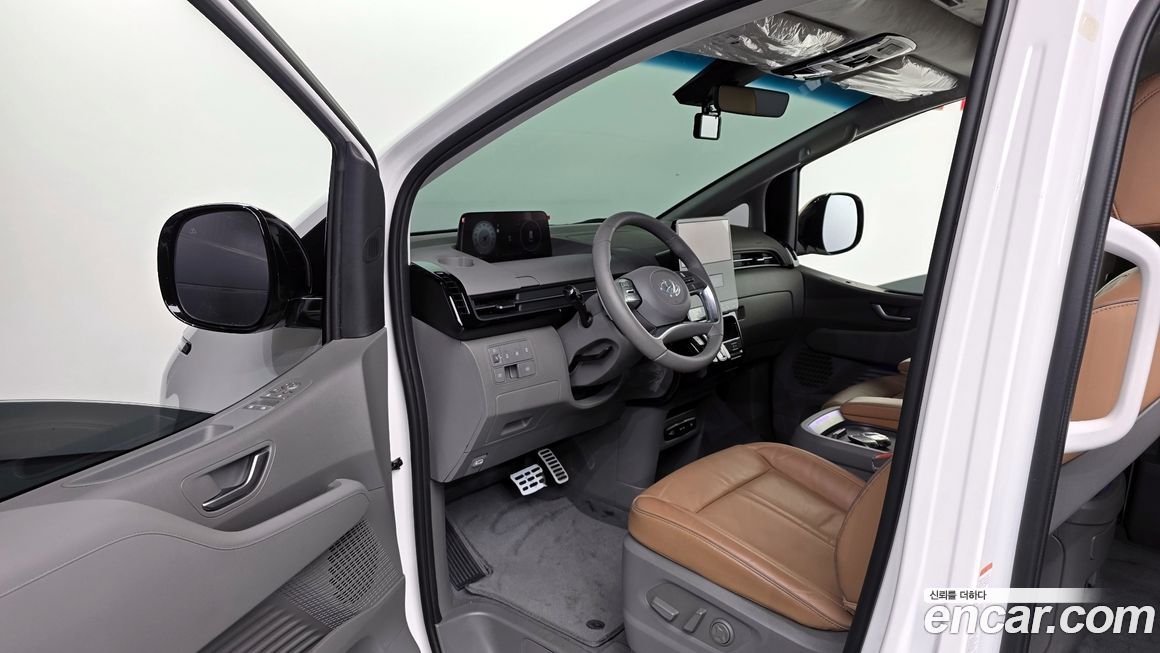 Hyundai Staria 2024