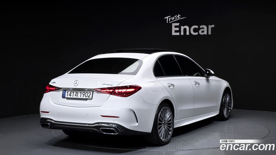 Mercedes-Benz C-Class 2022