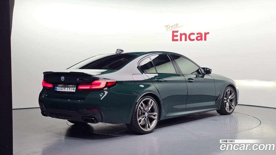 BMW 5-Series 2021