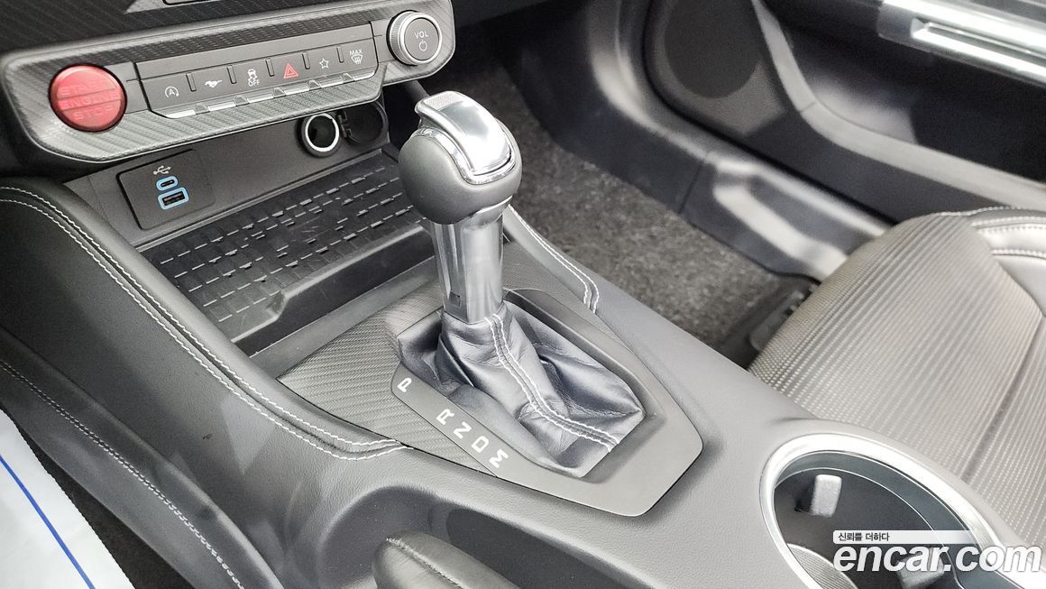 Ford Mustang 2024
