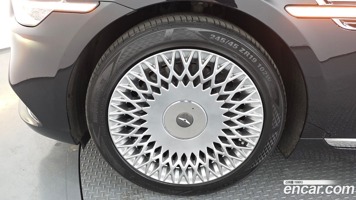 Genesis G90 2021