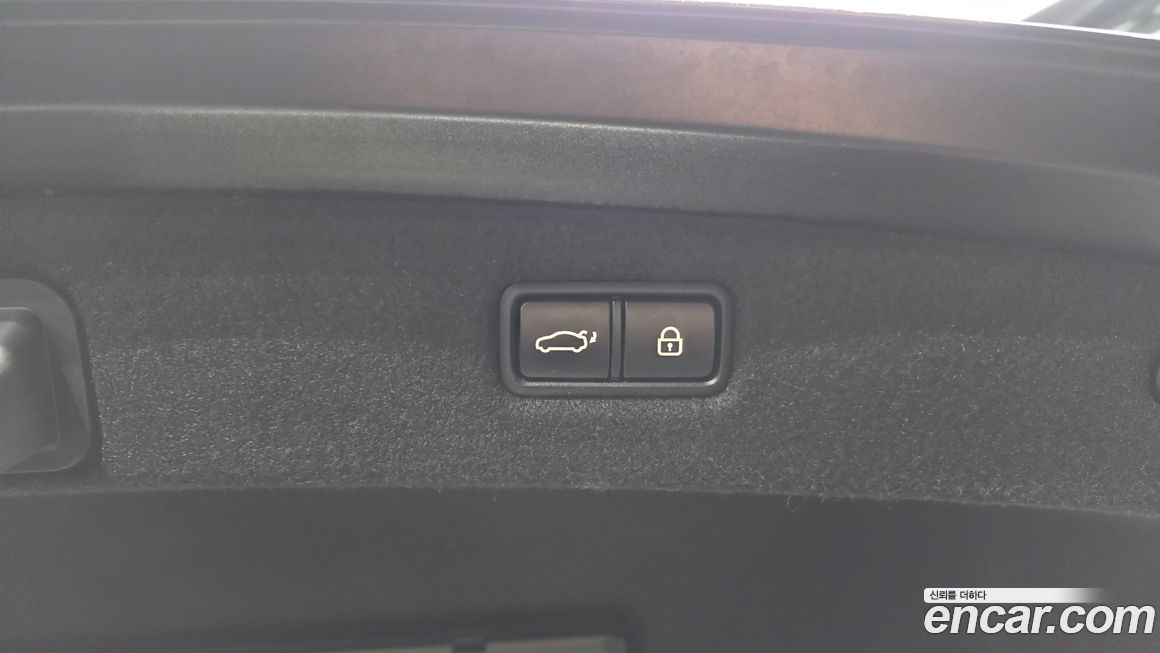 Genesis G90 2021