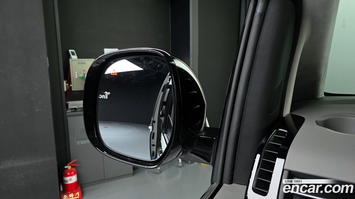 Hyundai Staria 2024