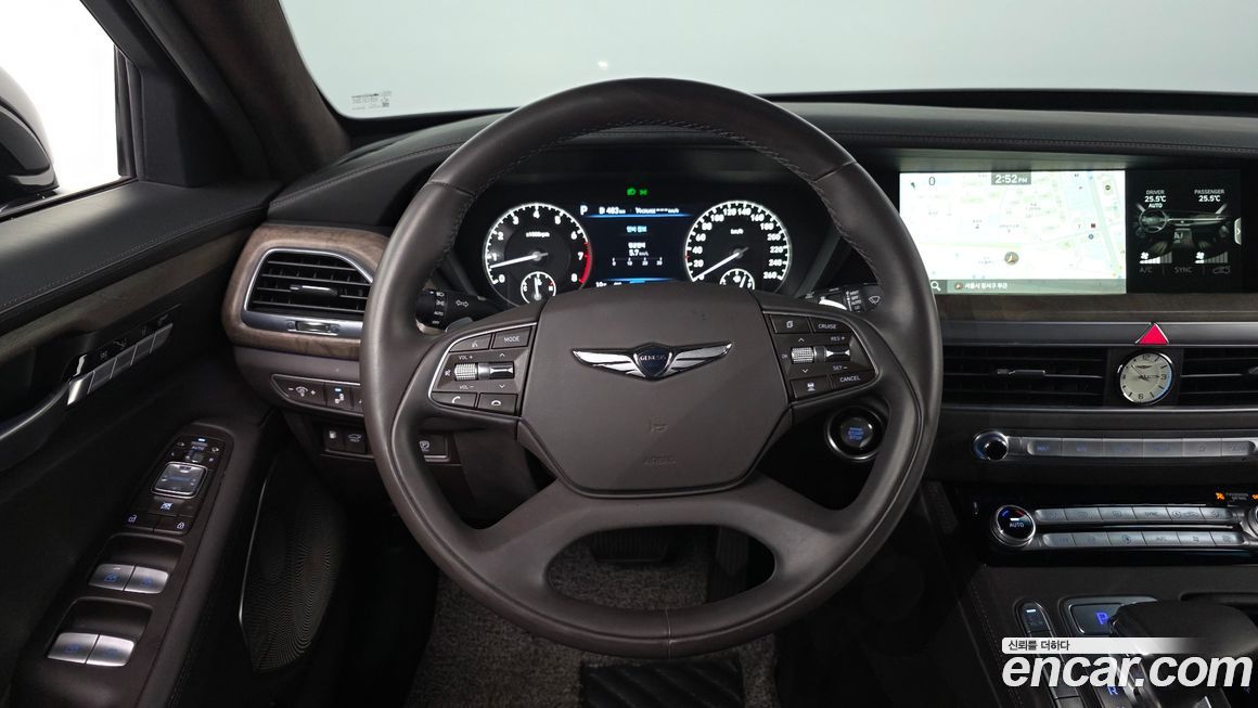 Genesis G90 2021