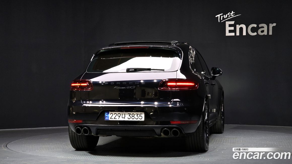Porsche Macan 2018