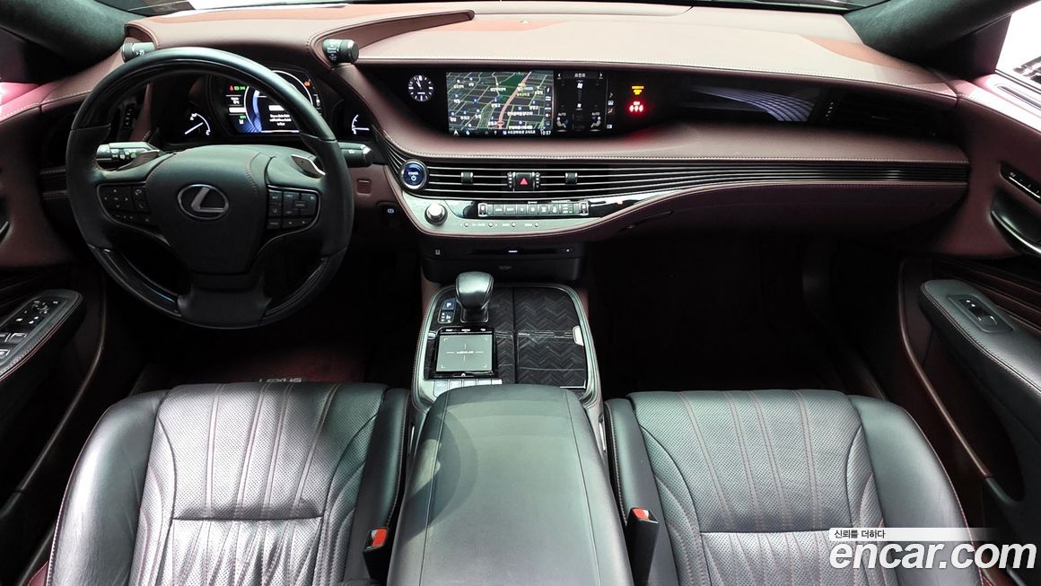Lexus LS 2020