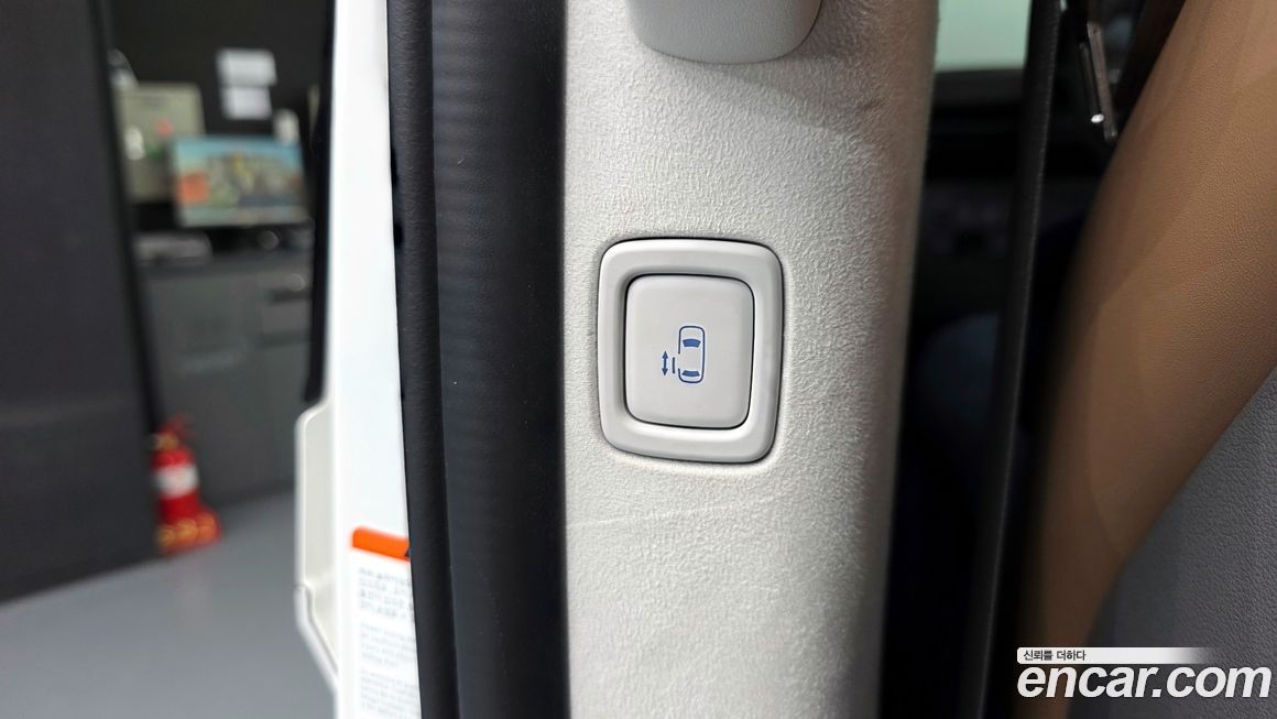 Hyundai Staria 2024