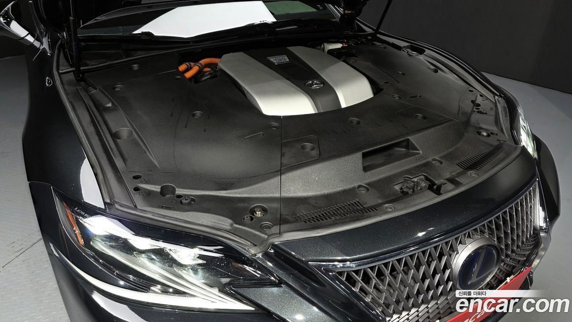 Lexus LS 2020