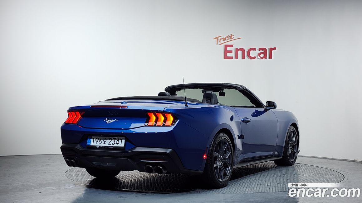 Ford Mustang 2024