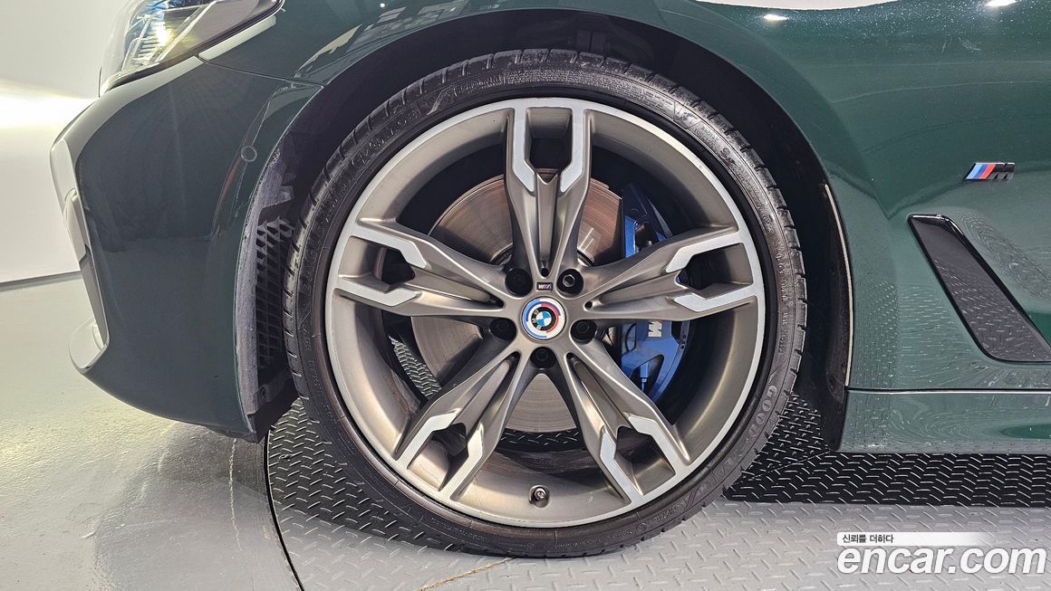 BMW 5-Series 2021