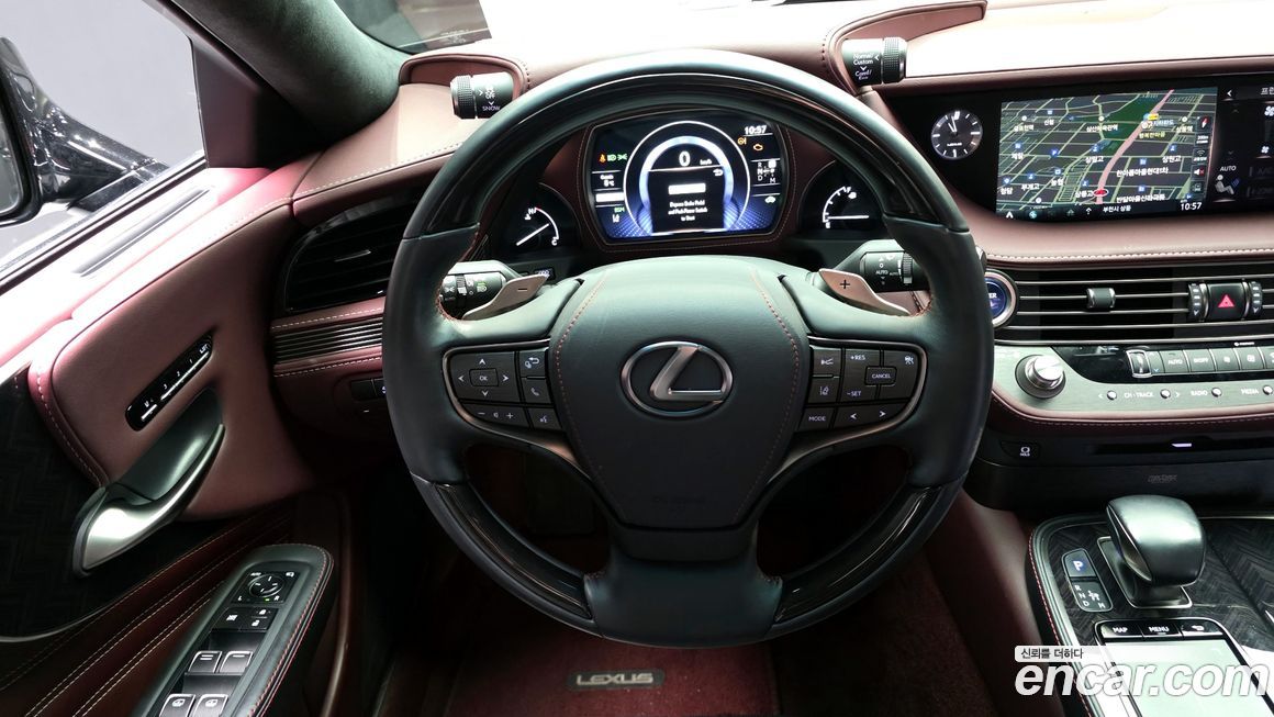 Lexus LS 2020