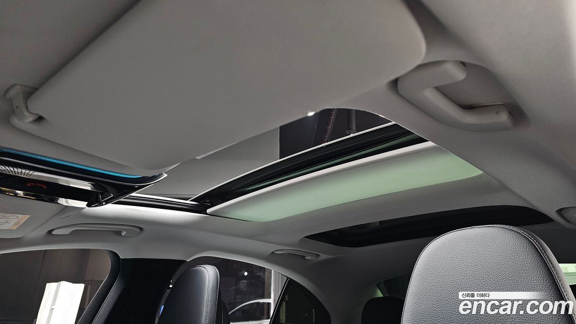 Mercedes-Benz E-Class 2025