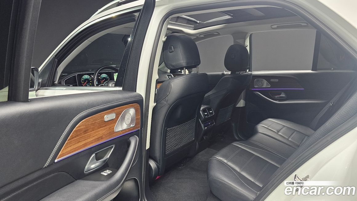 Mercedes-Benz GLE-Class 2021