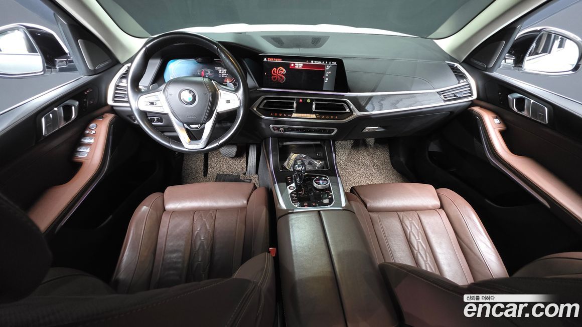 BMW X7 2021