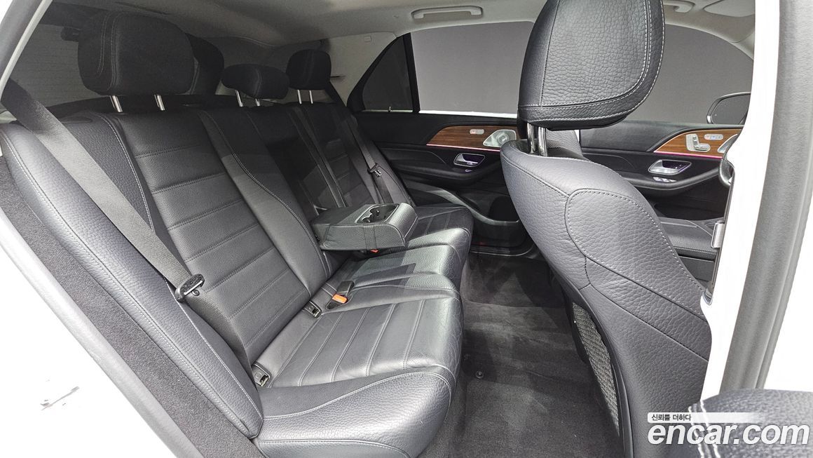 Mercedes-Benz GLE-Class 2021