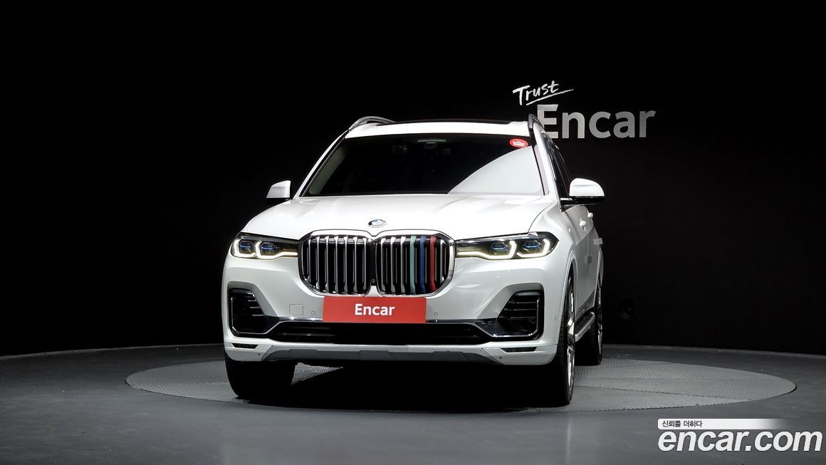 BMW X7 2021