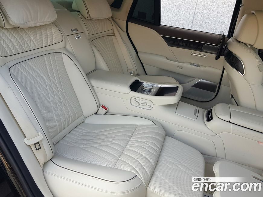 Genesis G90 2022