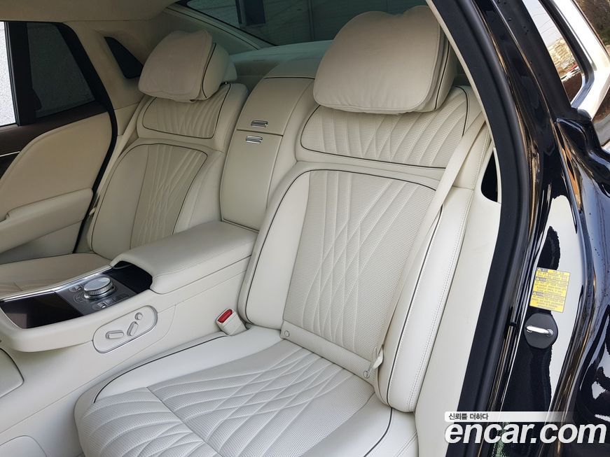 Genesis G90 2022