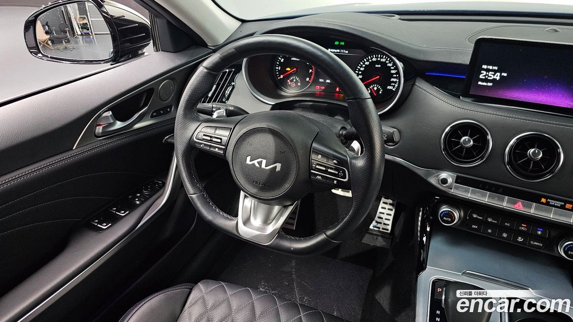Kia Stinger 2023