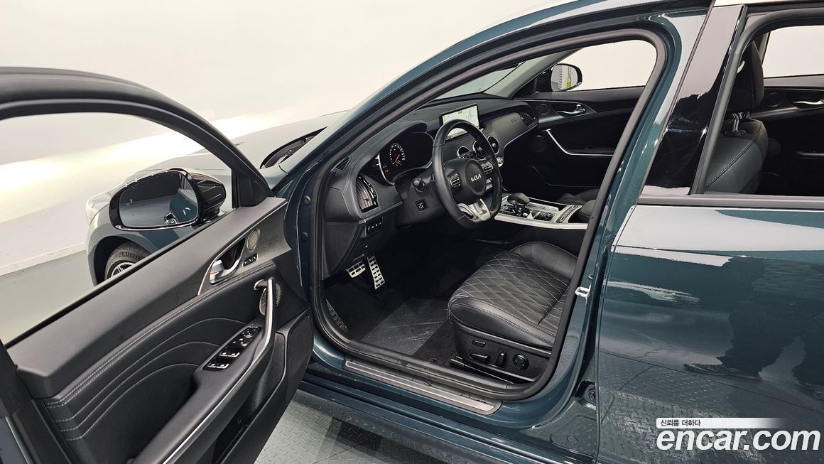 Kia Stinger 2023