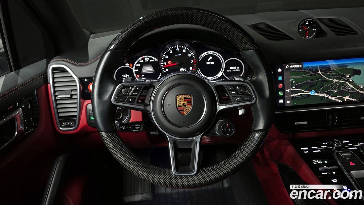 Porsche Cayenne 2022