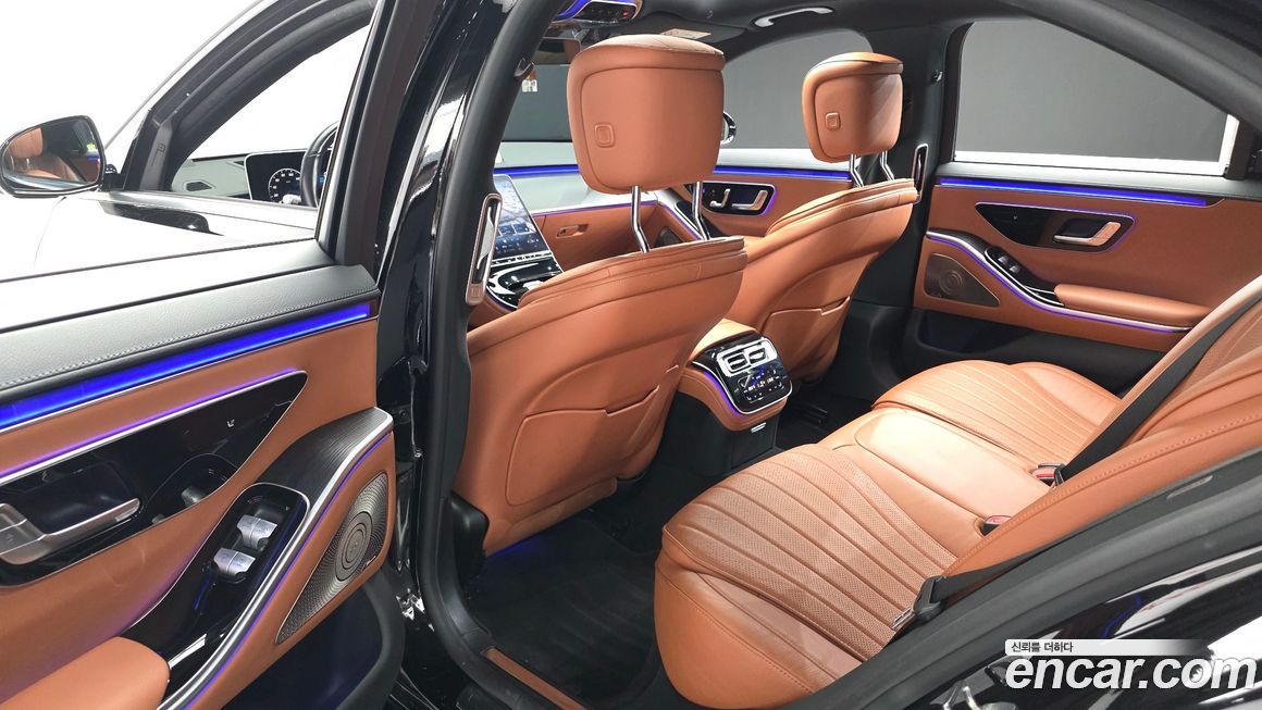 Mercedes-Benz S-Class 2023