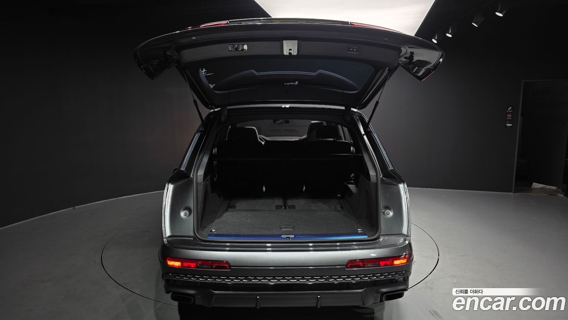 Audi Q7 2025
