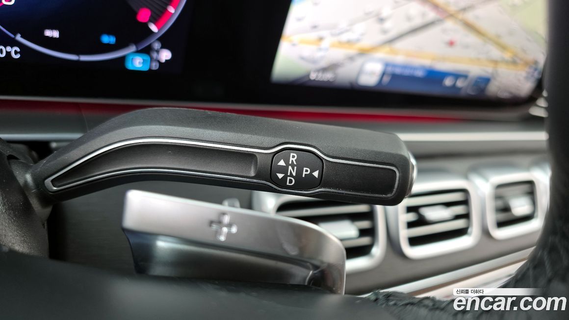 Mercedes-Benz GLE-Class 2025