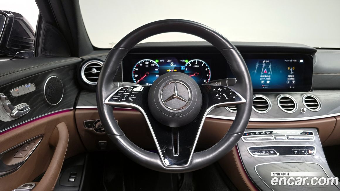 Mercedes-Benz E-Class 2023