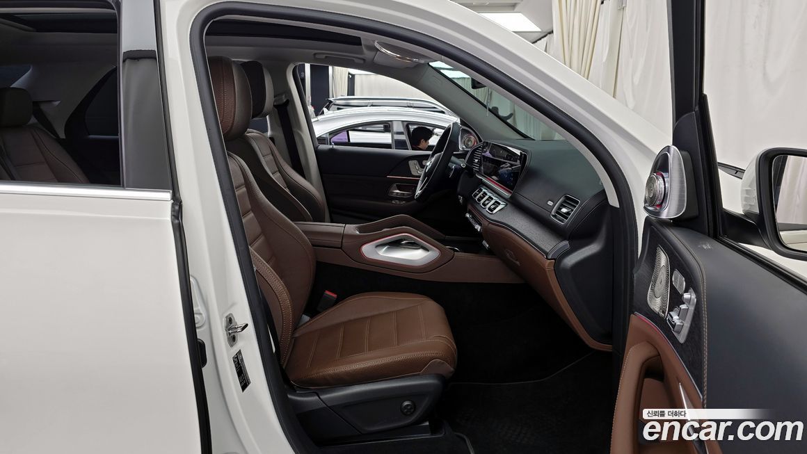 Mercedes-Benz GLE-Class 2025