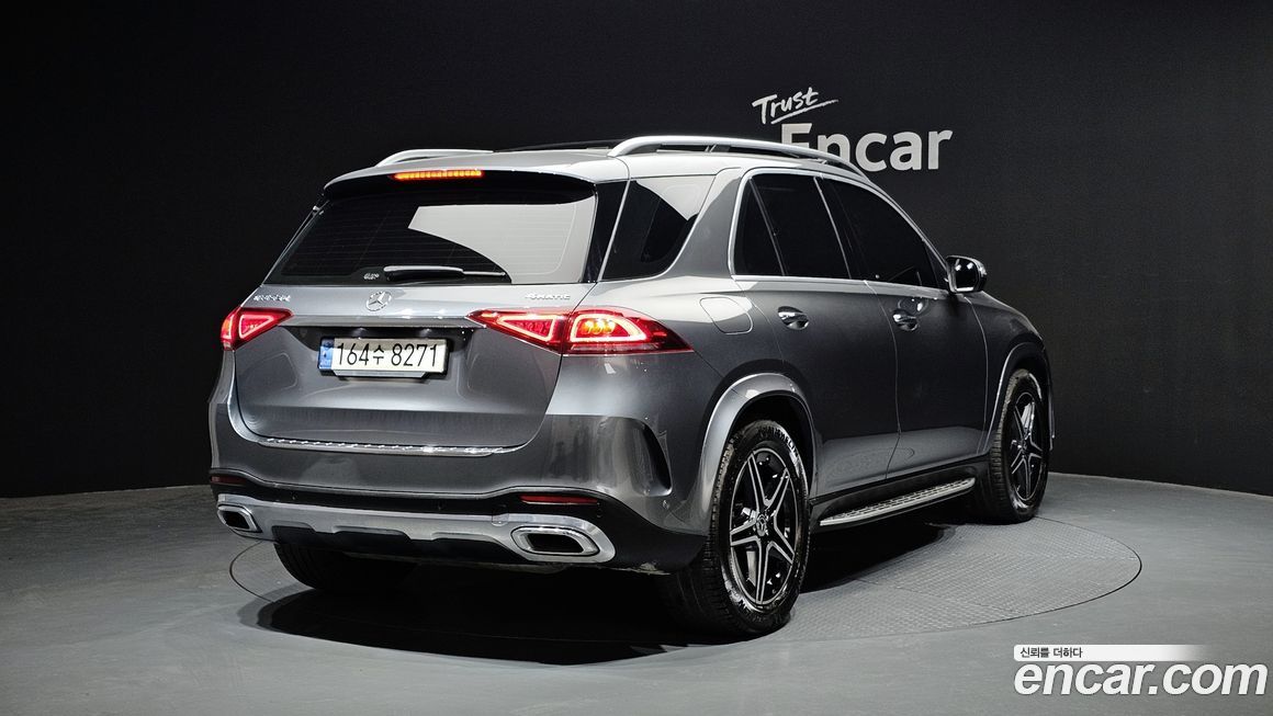 Mercedes-Benz GLE-Class 2021