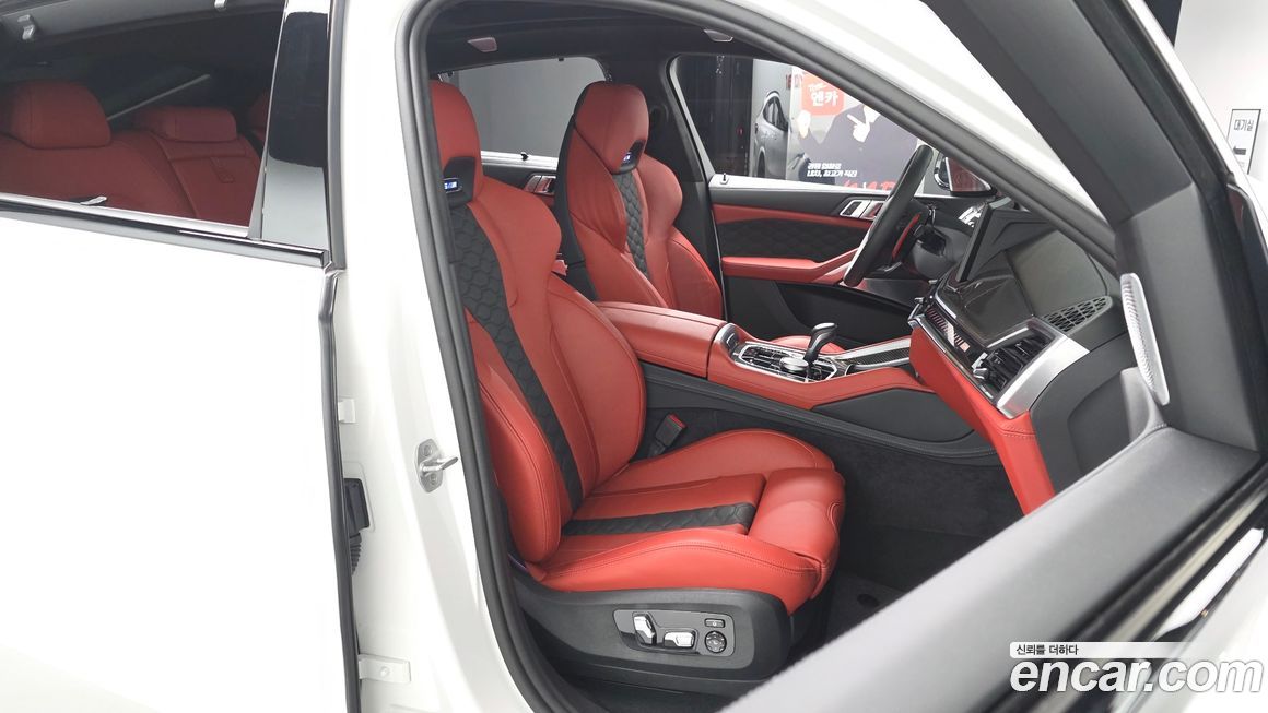 BMW X6M 2025