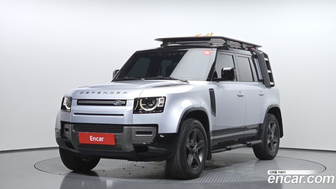Land Rover Defender 2024